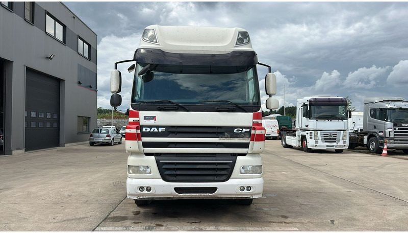 DAF 85 CF 460 (BOITE MANUELLE / MANUAL GEARBOX / GOOD CONDITION / BONNE ETAT) - Trekker: afbeelding 3 DAF 85 CF 460 (BOITE MANUELLE / MANUAL GEARBOX / GOOD CONDITION / BONNE ETAT) - Trekker: afbeelding 3