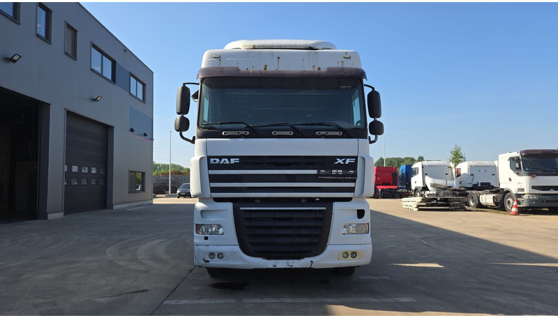 DAF XF 105.410 (BOITE MANUELLE / MANUAL GEARBOX) - Trekker: afbeelding 2 DAF XF 105.410 (BOITE MANUELLE / MANUAL GEARBOX) - Trekker: afbeelding 2