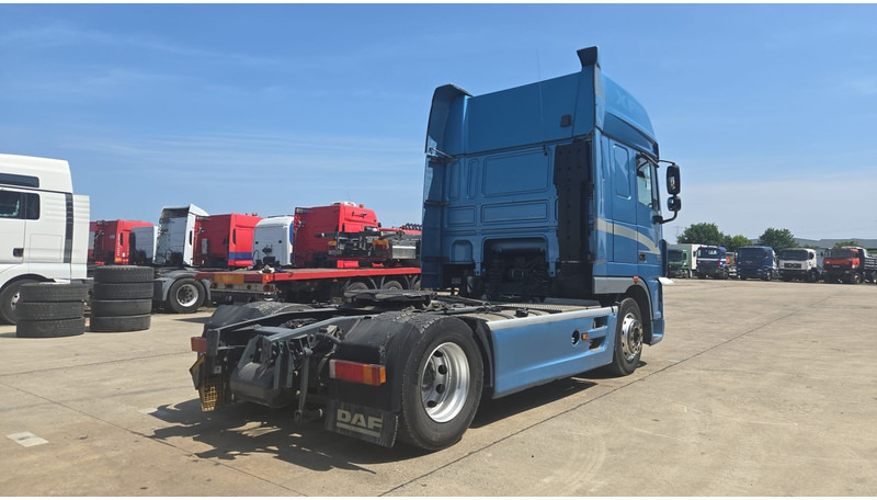 DAF XF 105.460 (BOITE MANUELLE / MANUAL GEARBOX / PARFAIT ETAT / TRES PROPRE) - Trekker: afbeelding 5 DAF XF 105.460 (BOITE MANUELLE / MANUAL GEARBOX / PARFAIT ETAT / TRES PROPRE) - Trekker: afbeelding 5