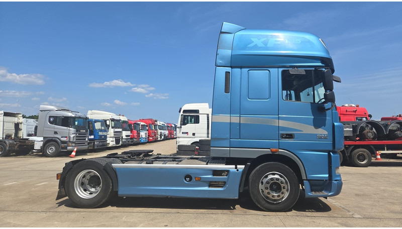 DAF XF 105.460 (BOITE MANUELLE / MANUAL GEARBOX / PARFAIT ETAT / TRES PROPRE) - Trekker: afbeelding 4 DAF XF 105.460 (BOITE MANUELLE / MANUAL GEARBOX / PARFAIT ETAT / TRES PROPRE) - Trekker: afbeelding 4