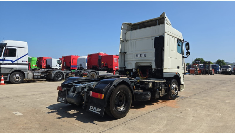 DAF XF 105.460 (BOITE MANUELLE / MANUAL GEARBOX / PROPRE) - Trekker: afbeelding 5 DAF XF 105.460 (BOITE MANUELLE / MANUAL GEARBOX / PROPRE) - Trekker: afbeelding 5