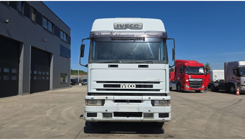 Iveco Eurotech 440 E 42 (MANUAL PUMP / ZF GEARBOX / GOOD CONDITION / POMPE MANUELLE) - Trekker: afbeelding 3 Iveco Eurotech 440 E 42 (MANUAL PUMP / ZF GEARBOX / GOOD CONDITION / POMPE MANUELLE) - Trekker: afbeelding 3