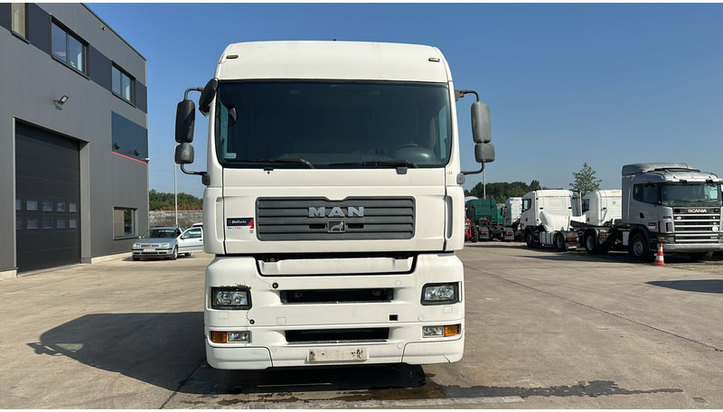 MAN TGA 18.430 (BOITE MANUELLE / MANUAL GEARBOX) - Trekker: afbeelding 2 MAN TGA 18.430 (BOITE MANUELLE / MANUAL GEARBOX) - Trekker: afbeelding 2