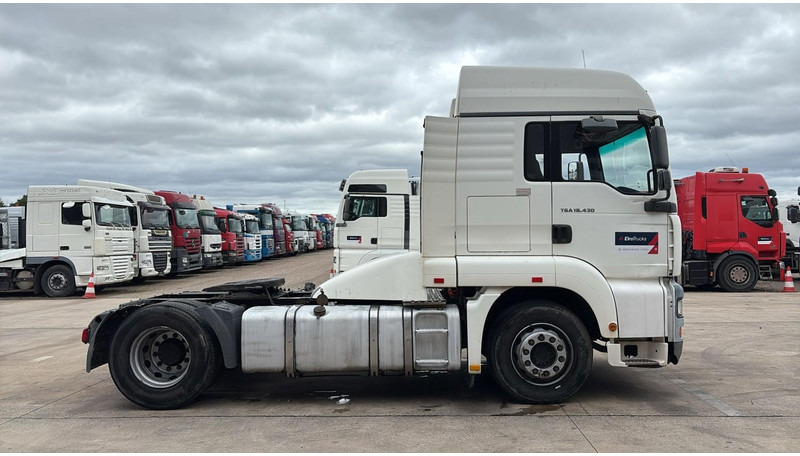 MAN TGA 18.430 (PTO / POMPE HYDRAULIQUE / MANUAL GEARBOX / BOITE MANUELLE / HYDRAULIC PUMP) - Trekker: afbeelding 3 MAN TGA 18.430 (PTO / POMPE HYDRAULIQUE / MANUAL GEARBOX / BOITE MANUELLE / HYDRAULIC PUMP) - Trekker: afbeelding 3