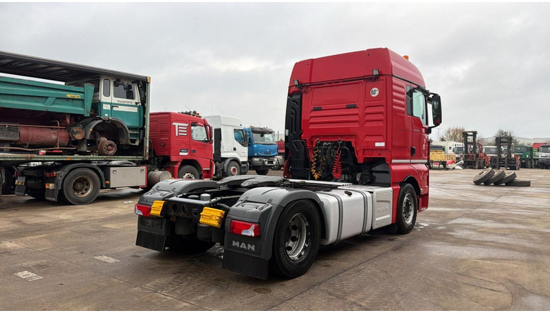 MAN TGX 18.480 (321.000 KM !!! / RETARDER / BELGIAN TRUCK / EURO 6 / PERFECT CONDITION / 3700H) - Trekker: afbeelding 4 MAN TGX 18.480 (321.000 KM !!! / RETARDER / BELGIAN TRUCK / EURO 6 / PERFECT CONDITION / 3700H) - Trekker: afbeelding 4