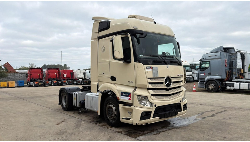 Mercedes-Benz Actros 1845 (PTO / PERFECT CONDITION / POMPE HYDRAULIQUE) - Trekker: afbeelding 2 Mercedes-Benz Actros 1845 (PTO / PERFECT CONDITION / POMPE HYDRAULIQUE) - Trekker: afbeelding 2