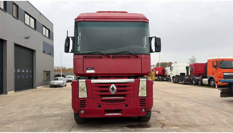 Renault AE 480 Magnum E-tech (PARFAIT ETAT / TRES PROPRE / BOITE MANUELLE / MANUAL GEARBOX) - Trekker: afbeelding 2 Renault AE 480 Magnum E-tech (PARFAIT ETAT / TRES PROPRE / BOITE MANUELLE / MANUAL GEARBOX) - Trekker: afbeelding 2