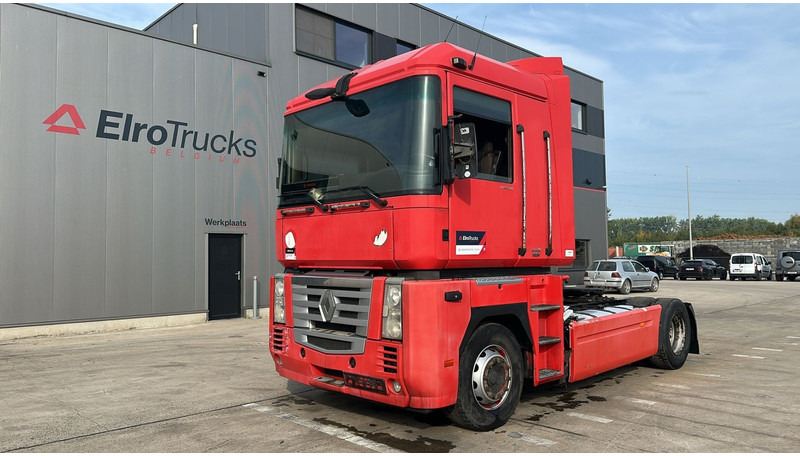 Renault MAGNUM 460 (BOITE MANUELLE / MANUAL GEARBOX) - Trekker: afbeelding 1 Renault MAGNUM 460 (BOITE MANUELLE / MANUAL GEARBOX) - Trekker: afbeelding 1