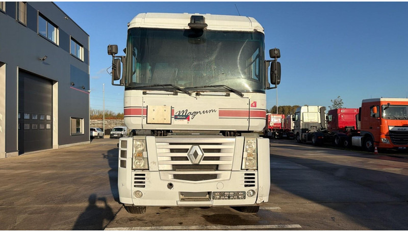Renault MAGNUM 460 (BONNE ETAT / GOOD CONDITION) - Trekker: afbeelding 2 Renault MAGNUM 460 (BONNE ETAT / GOOD CONDITION) - Trekker: afbeelding 2