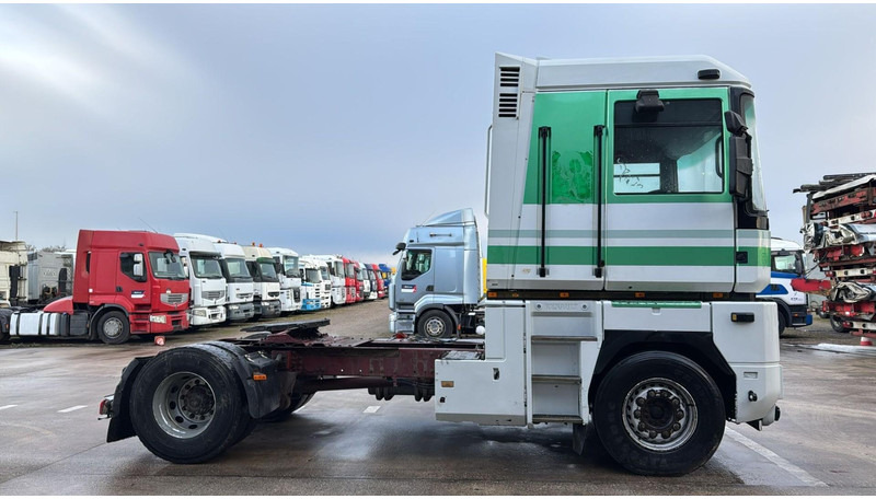 Renault Magnum 470 (POMPE MANUELLE / MANUAL PUMP / BOITE MANUELLE / MANUAL GEARBOX) - Trekker: afbeelding 4 Renault Magnum 470 (POMPE MANUELLE / MANUAL PUMP / BOITE MANUELLE / MANUAL GEARBOX) - Trekker: afbeelding 4