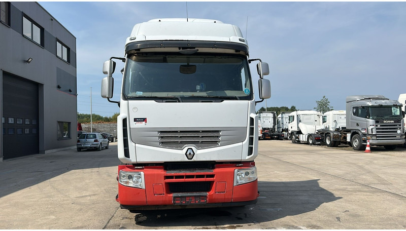 Renault Premium 450 DXI (BOITE MANUELLE / PARFAIT ETAT / MANUAL GEARBOX) - Trekker: afbeelding 2 Renault Premium 450 DXI (BOITE MANUELLE / PARFAIT ETAT / MANUAL GEARBOX) - Trekker: afbeelding 2