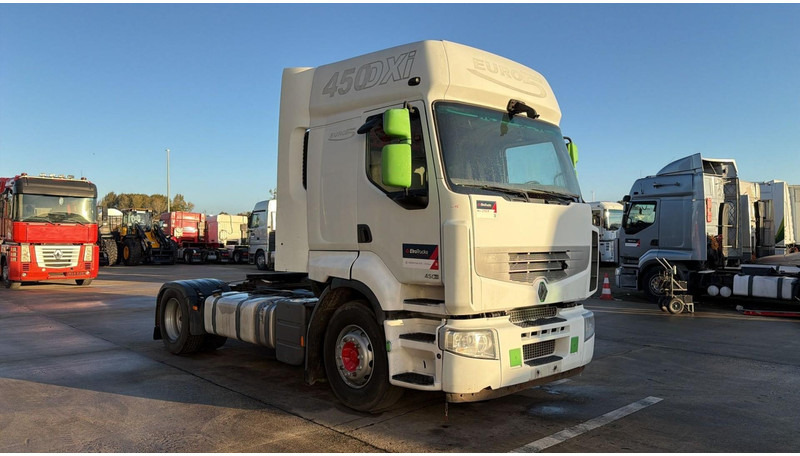 Renault Premium 450 (MANUAL GEARBOX / BOITE MANUELLE) - Trekker: afbeelding 2 Renault Premium 450 (MANUAL GEARBOX / BOITE MANUELLE) - Trekker: afbeelding 2