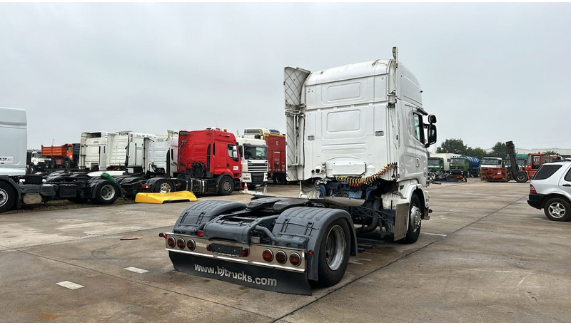 Scania 164 - 480 Topline (MANUAL GEARBOX / RETARDER ) - Trekker: afbeelding 4 Scania 164 - 480 Topline (MANUAL GEARBOX / RETARDER ) - Trekker: afbeelding 4