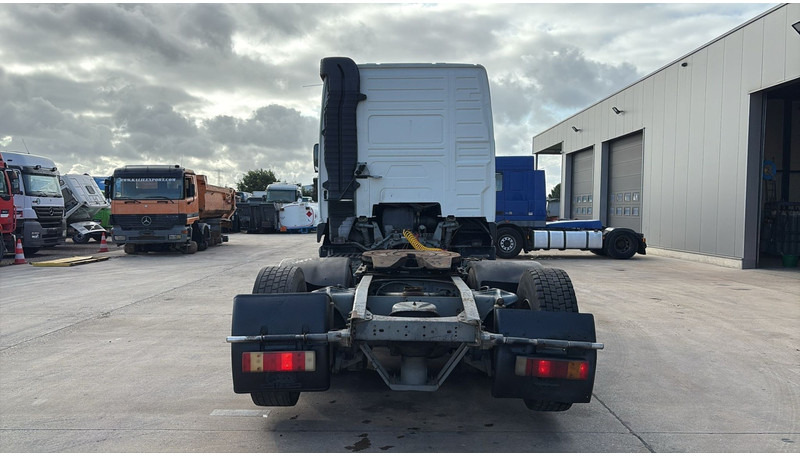 Volvo FH 12.420 (6X2 / BOITE MANUELLE / MANUAL GEARBOX / 8 PNEUS / 8 TYRES) - Trekker: afbeelding 5 Volvo FH 12.420 (6X2 / BOITE MANUELLE / MANUAL GEARBOX / 8 PNEUS / 8 TYRES) - Trekker: afbeelding 5