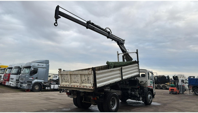 Volvo FL 6-18 (MANUAL PUMP / CRANE HIAB 090 / STEEL SUSP. / LAMES / POMPE MANUELLE / 18 TONS) - Kipper vrachtwagen, Kraanwagen: afbeelding 4 Volvo FL 6-18 (MANUAL PUMP / CRANE HIAB 090 / STEEL SUSP. / LAMES / POMPE MANUELLE / 18 TONS) - Kipper vrachtwagen, Kraanwagen: afbeelding 4