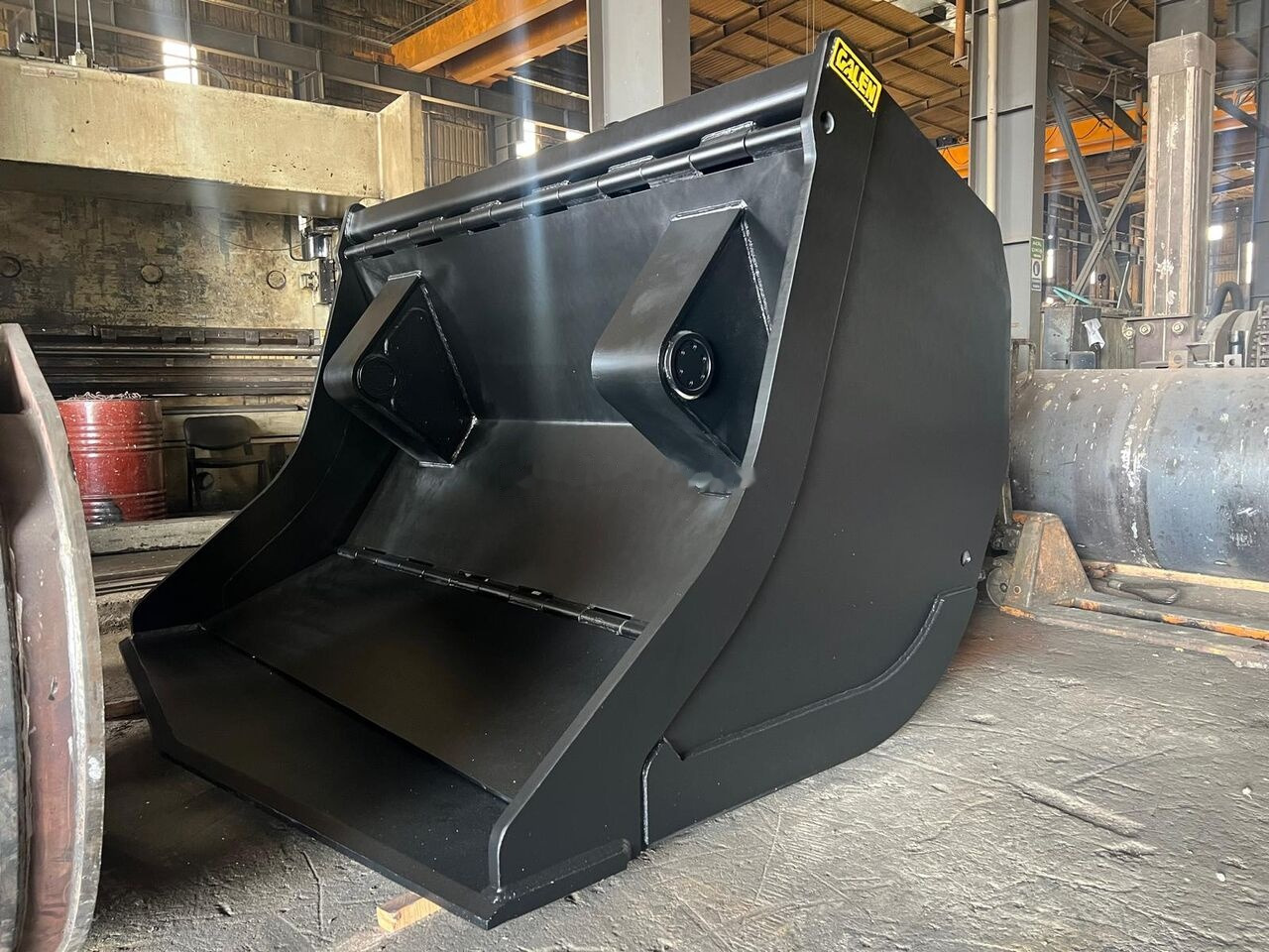 Epiroc Scooptram ST14 Push Blade Bucket - Graafbak: afbeelding 1 Epiroc Scooptram ST14 Push Blade Bucket - Graafbak: afbeelding 1
