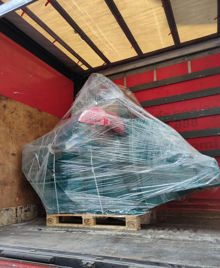 Galen UJ200/300 - Bak voor Bouwmachine: afbeelding 2 Galen UJ200/300 - Bak voor Bouwmachine: afbeelding 2