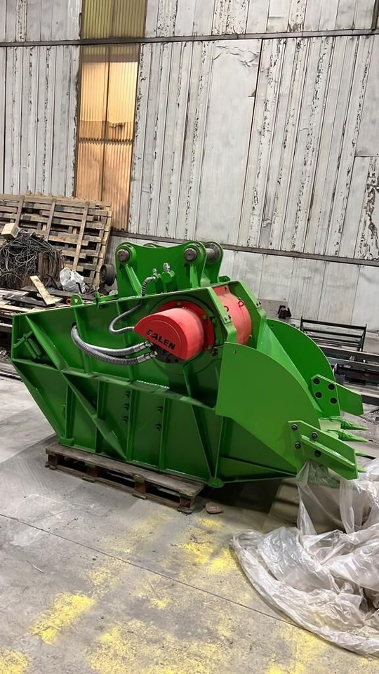 Galen UJ200/300 - Bak voor Bouwmachine: afbeelding 1 Galen UJ200/300 - Bak voor Bouwmachine: afbeelding 1