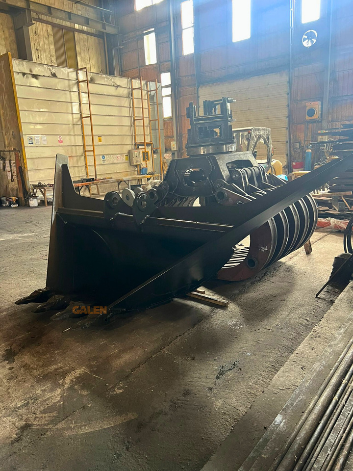 Hitachi ZX300 V-Type Bucket - Graafbak voor Rupsgraafmachine: afbeelding 1 Hitachi ZX300 V-Type Bucket - Graafbak voor Rupsgraafmachine: afbeelding 1