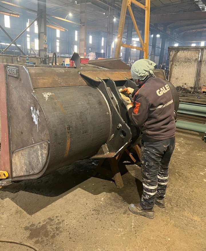 Komatsu WA430 - Voorladerbak: afbeelding 1 Komatsu WA430 - Voorladerbak: afbeelding 1