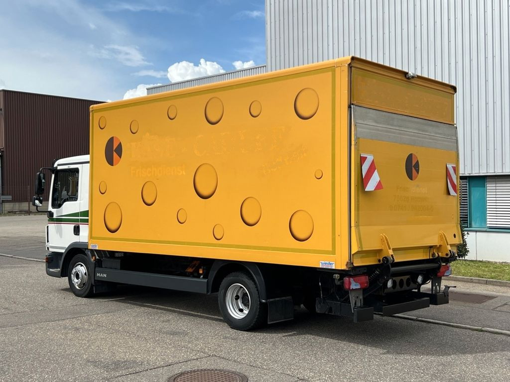 MAN TGL 8.220 Kühlkoffer 5,26m LBW Klima Luftgef. MAN TGL 8.220 Kühlkoffer 5,26m LBW Klima Luftgef. - Koelwagen: afbeelding 5 MAN TGL 8.220 Kühlkoffer 5,26m LBW Klima Luftgef. MAN TGL 8.220 Kühlkoffer 5,26m LBW Klima Luftgef. - Koelwagen: afbeelding 5