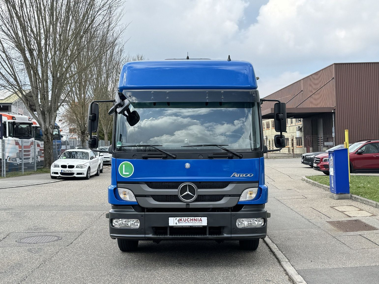 Mercedes-Benz Atego 1529 LL BDF 6-Sitze Umzug u-LBW Gr-Haus - Containertransporter/ Wissellaadbak vrachtwagen: afbeelding 3 Mercedes-Benz Atego 1529 LL BDF 6-Sitze Umzug u-LBW Gr-Haus - Containertransporter/ Wissellaadbak vrachtwagen: afbeelding 3