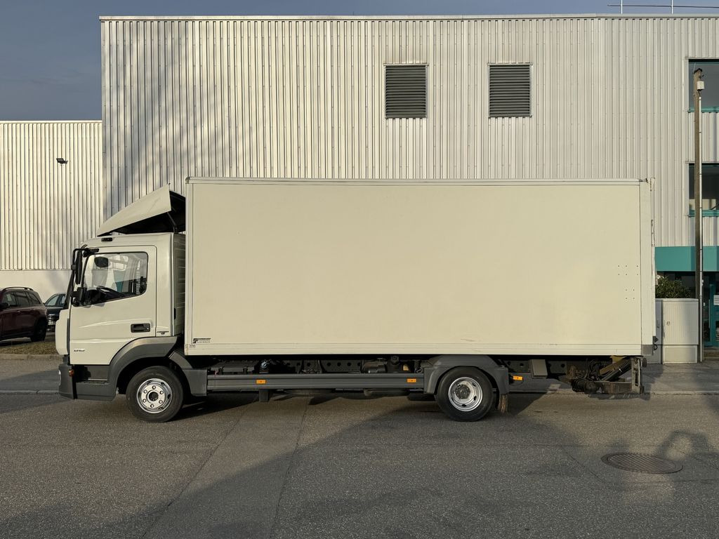 Mercedes-Benz Atego 818L Koffer 6,3m LBW Klima Autom. Luftgef. Mercedes-Benz Atego 818L Koffer 6,3m LBW Klima Autom. Luftgef. - Bestelwagen gesloten laadbak: afbeelding 4 Mercedes-Benz Atego 818L Koffer 6,3m LBW Klima Autom. Luftgef. Mercedes-Benz Atego 818L Koffer 6,3m LBW Klima Autom. Luftgef. - Bestelwagen gesloten laadbak: afbeelding 4