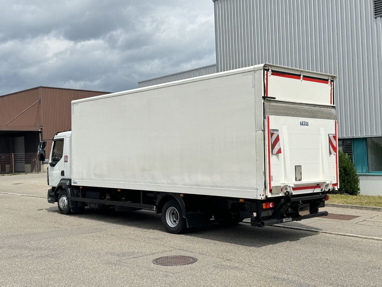 Renault D12-240 Koffer 7,3m AHK L-Haus Klima Luft - Bakwagen: afbeelding 5 Renault D12-240 Koffer 7,3m AHK L-Haus Klima Luft - Bakwagen: afbeelding 5