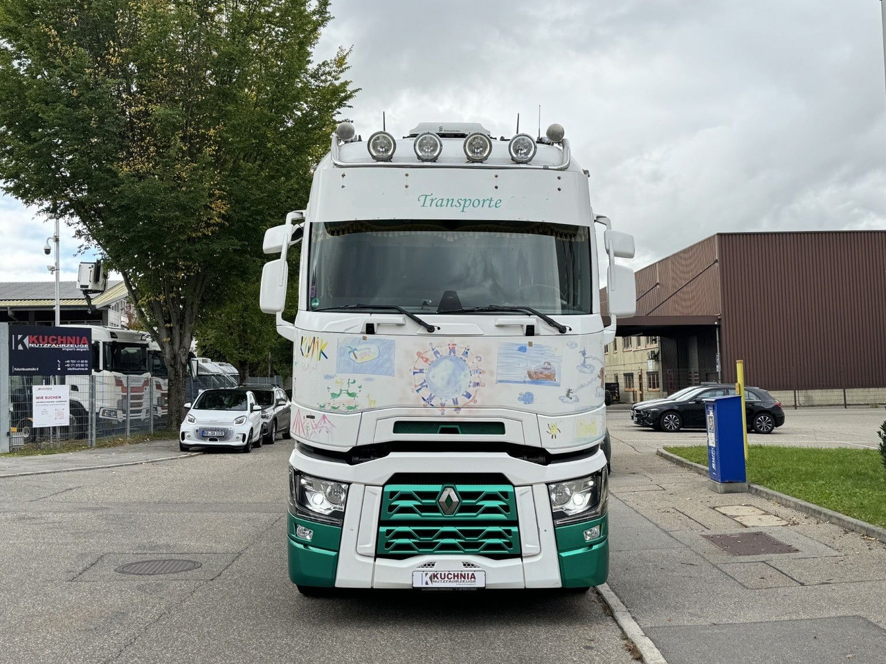 Renault T520 HIGHCAB Comfort 2-Tanks Retarder Airbrush - Trekker: afbeelding 2 Renault T520 HIGHCAB Comfort 2-Tanks Retarder Airbrush - Trekker: afbeelding 2