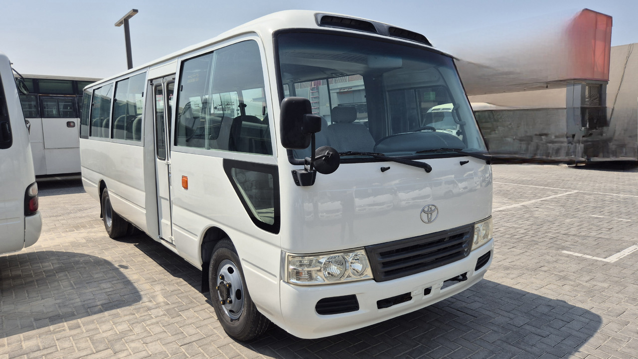 TOYOTA Coaster ... 30 places - Climatisé - Minibus, Personenvervoer: afbeelding 2 TOYOTA Coaster ... 30 places - Climatisé - Minibus, Personenvervoer: afbeelding 2