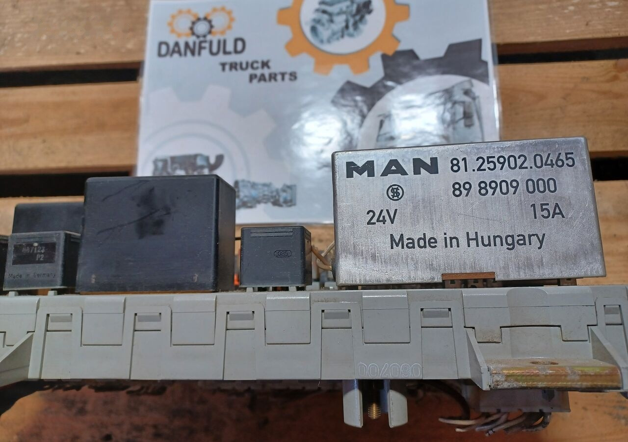MAN truck - ECU voor Vrachtwagen: afbeelding 4 MAN truck - ECU voor Vrachtwagen: afbeelding 4
