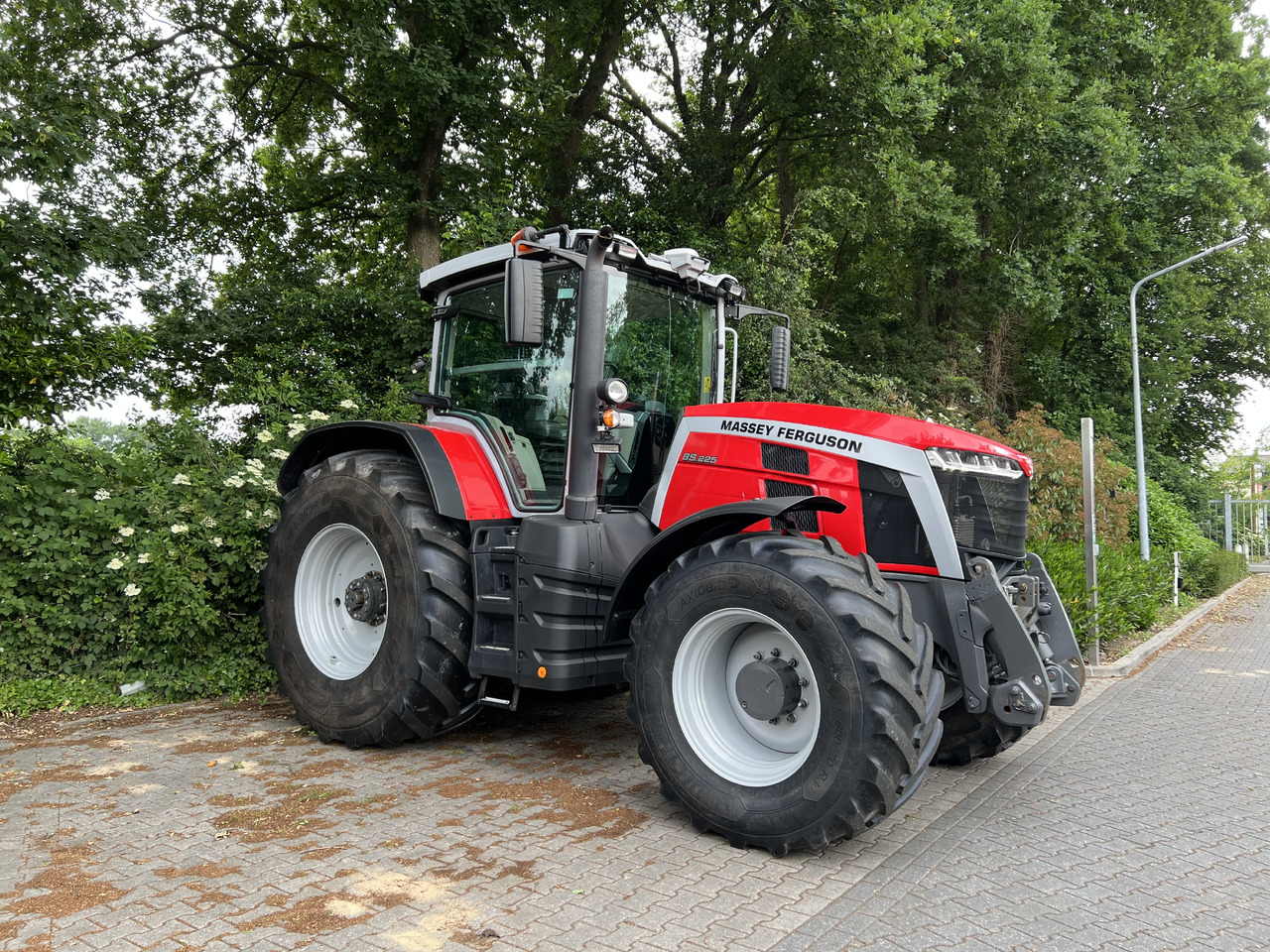 Massey Ferguson 8S.225 Dyne E-power - Tractor: afbeelding 3 Massey Ferguson 8S.225 Dyne E-power - Tractor: afbeelding 3