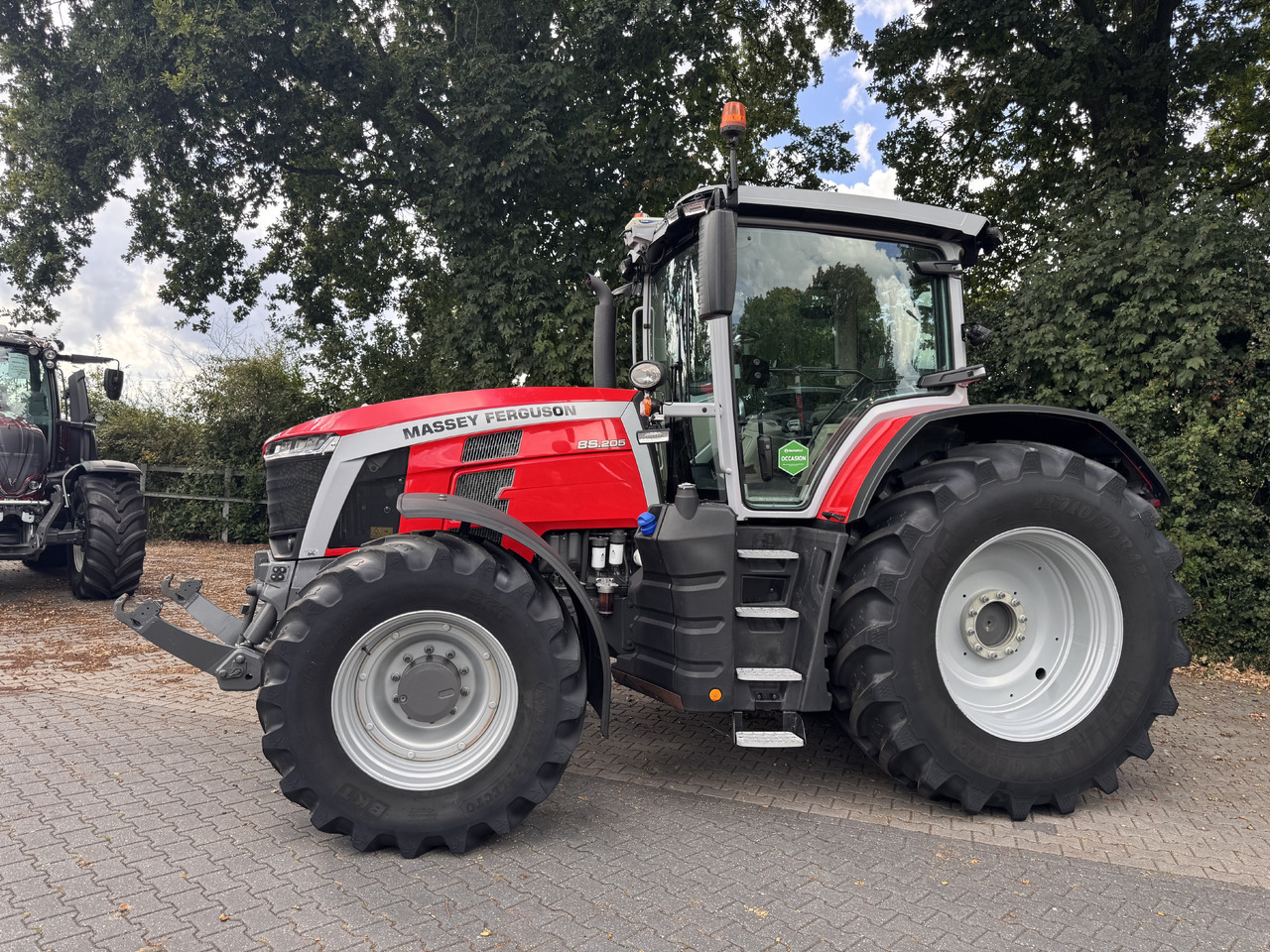 Massey Ferguson 8s.205 Dyna7 Exclusive - Tractor: afbeelding 2 Massey Ferguson 8s.205 Dyna7 Exclusive - Tractor: afbeelding 2