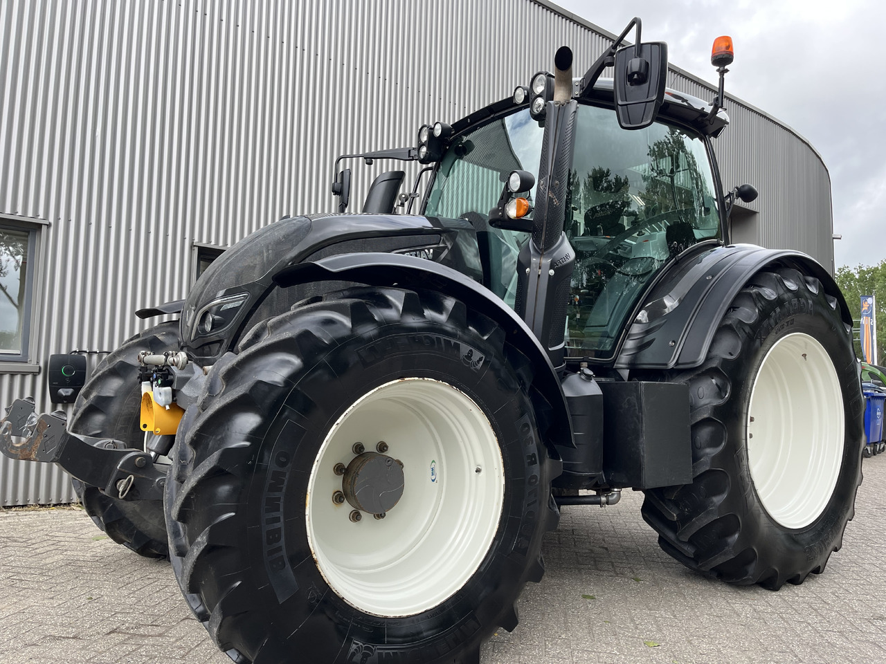 Valtra N174 Active - Tractor: afbeelding 1 Valtra N174 Active - Tractor: afbeelding 1