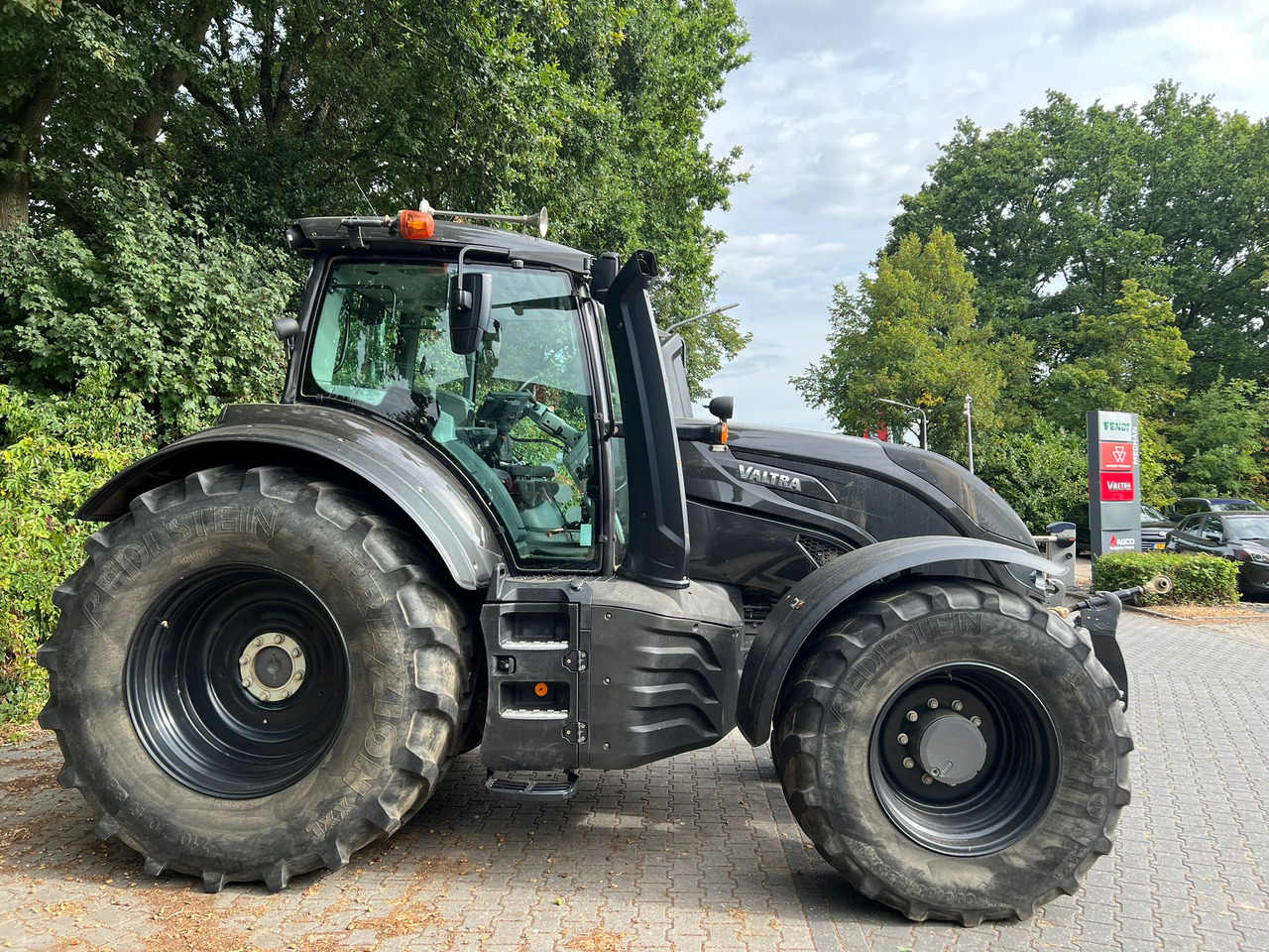 Valtra T174 Versu - Tractor: afbeelding 4 Valtra T174 Versu - Tractor: afbeelding 4
