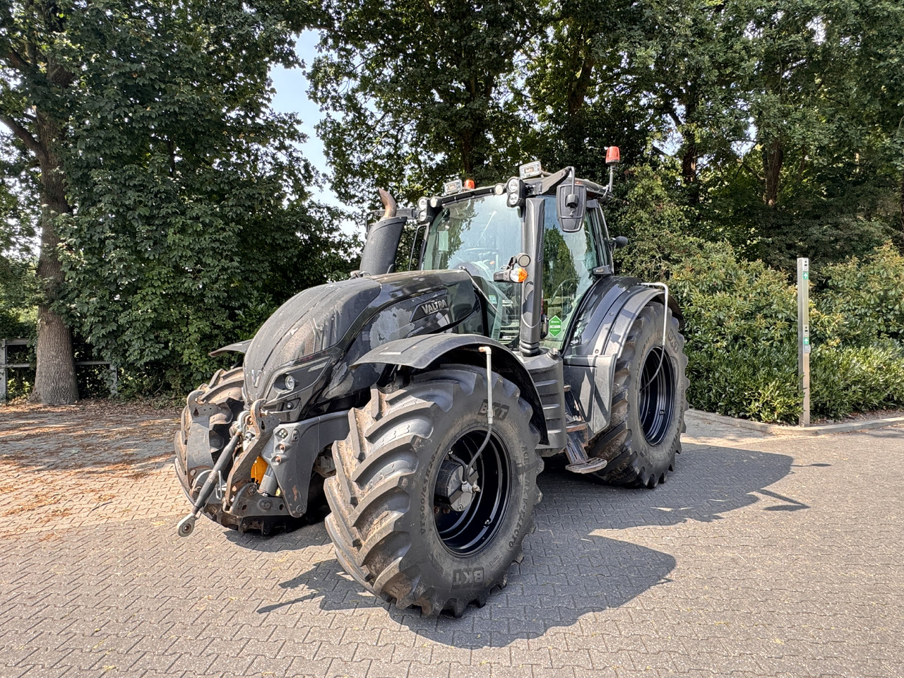 Valtra T214 Dorect - Tractor: afbeelding 1 Valtra T214 Dorect - Tractor: afbeelding 1