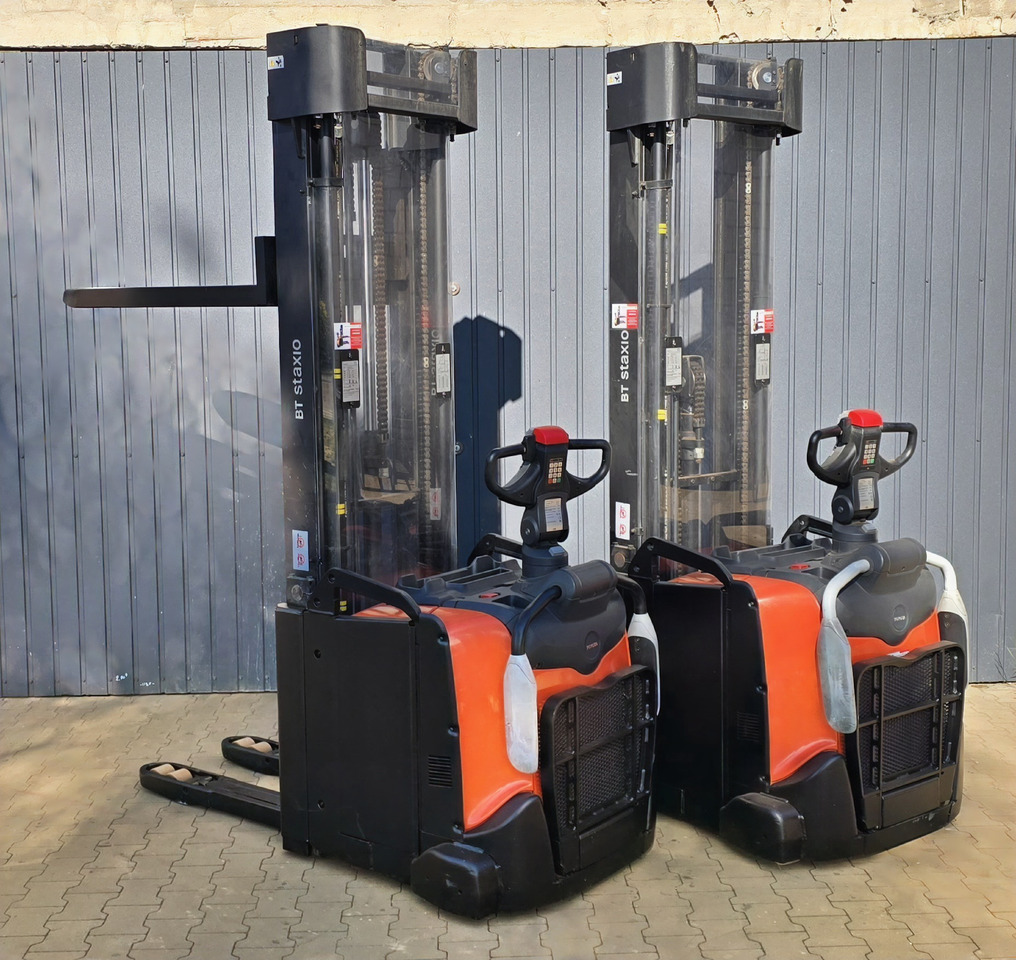 Toyota SPE 160L Triplex 6m - Stapelaar: afbeelding 1 Toyota SPE 160L Triplex 6m - Stapelaar: afbeelding 1