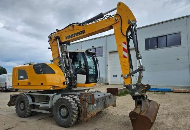 Liebherr A 916 Litronic, 2019 ROK, PODPORY + PŁUG, 6100 MTH - Mobiele graafmachine: afbeelding 1 Liebherr A 916 Litronic, 2019 ROK, PODPORY + PŁUG, 6100 MTH - Mobiele graafmachine: afbeelding 1