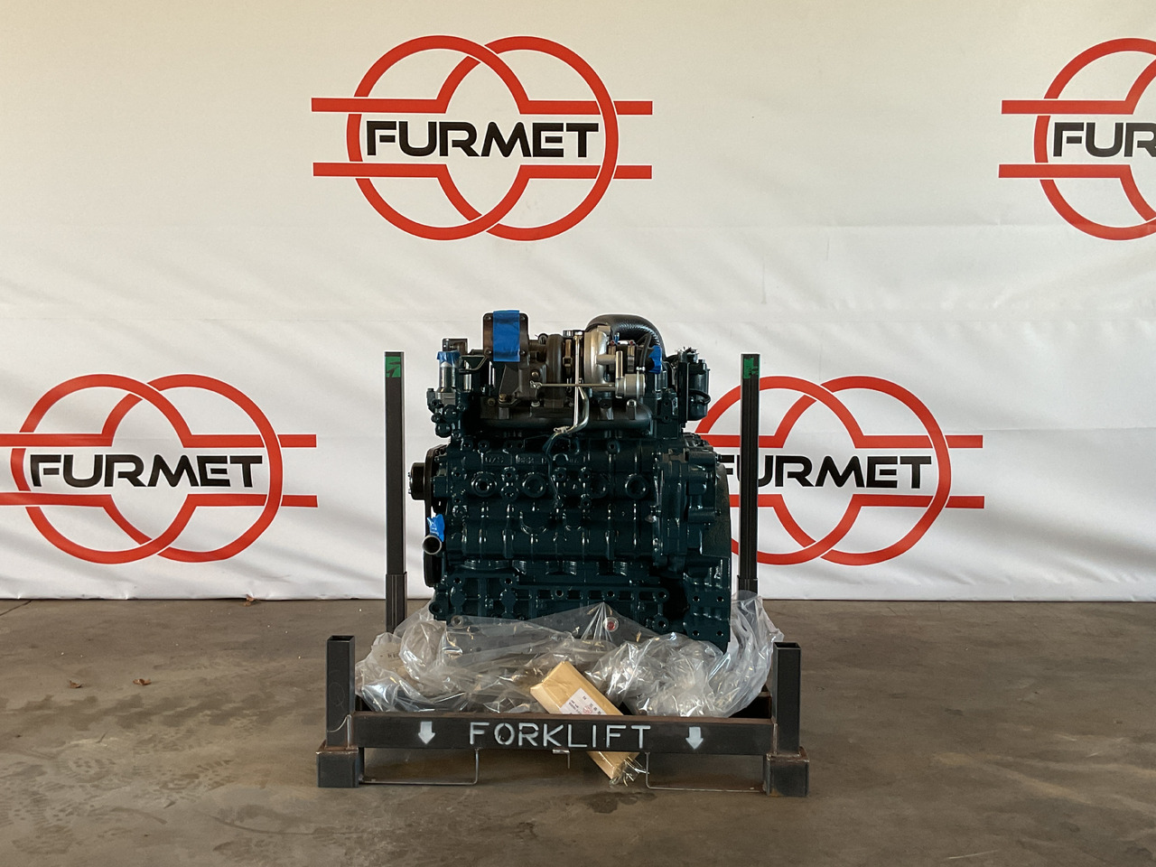 Kubota 3307 DI-T, brand new and complete - Motor: afbeelding 1 Kubota 3307 DI-T, brand new and complete - Motor: afbeelding 1