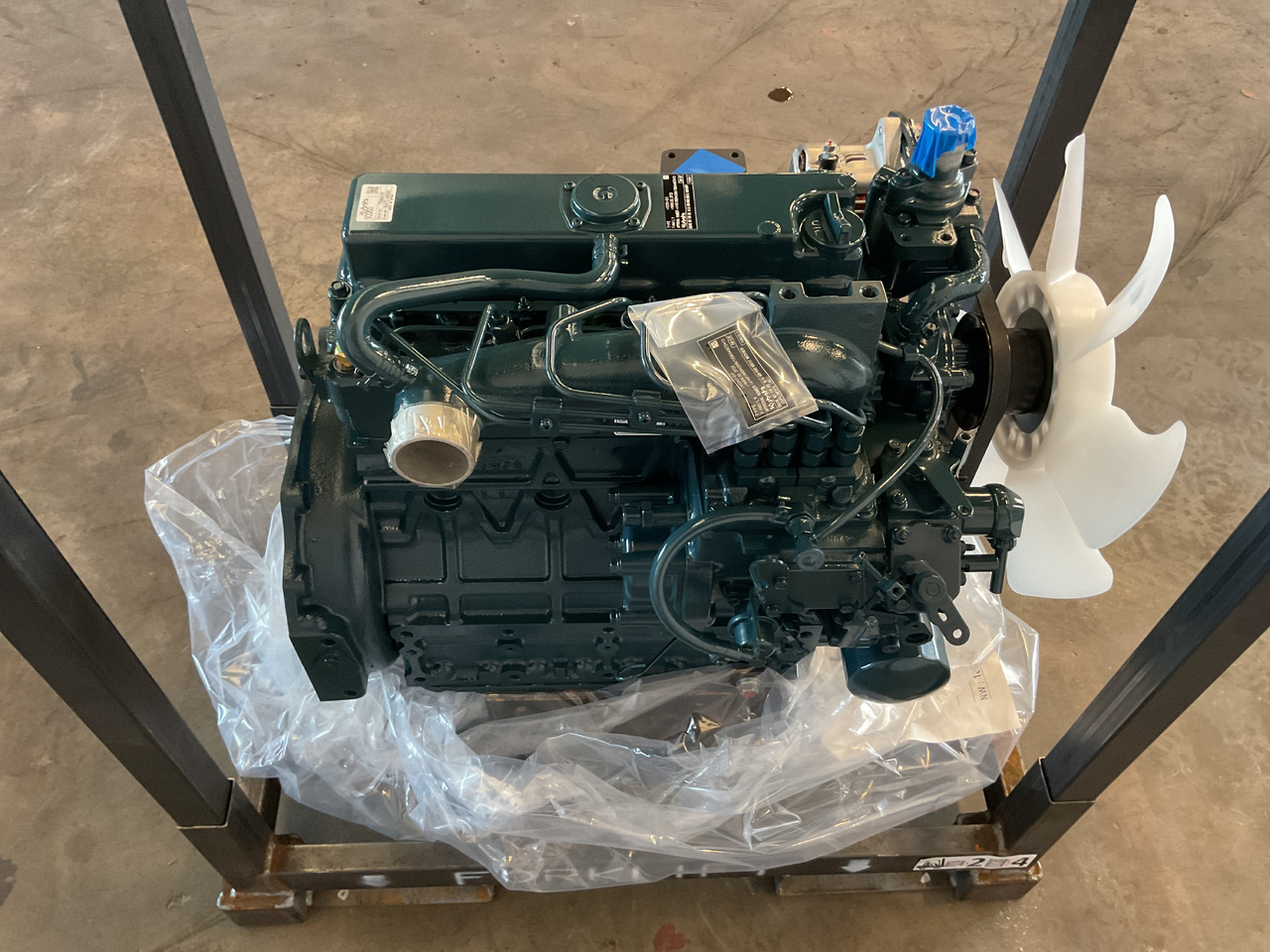Kubota V2203-EU1, brand new and complete - Motor: afbeelding 4 Kubota V2203-EU1, brand new and complete - Motor: afbeelding 4