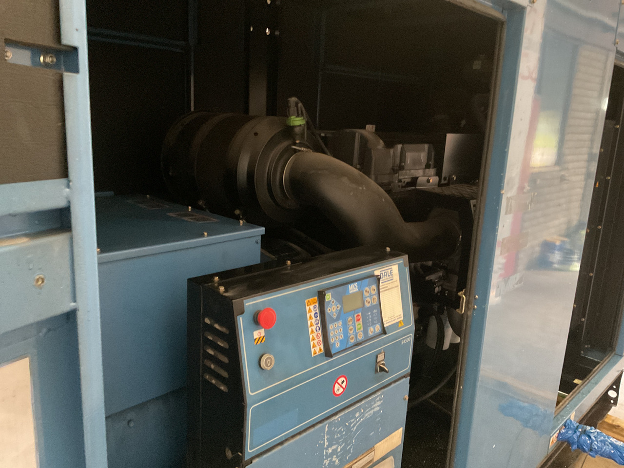 Volvo 500KVA, Generatorset. Like brand new. 98 Running hours since new! - Industrie generator: afbeelding 5 Volvo 500KVA, Generatorset. Like brand new. 98 Running hours since new! - Industrie generator: afbeelding 5