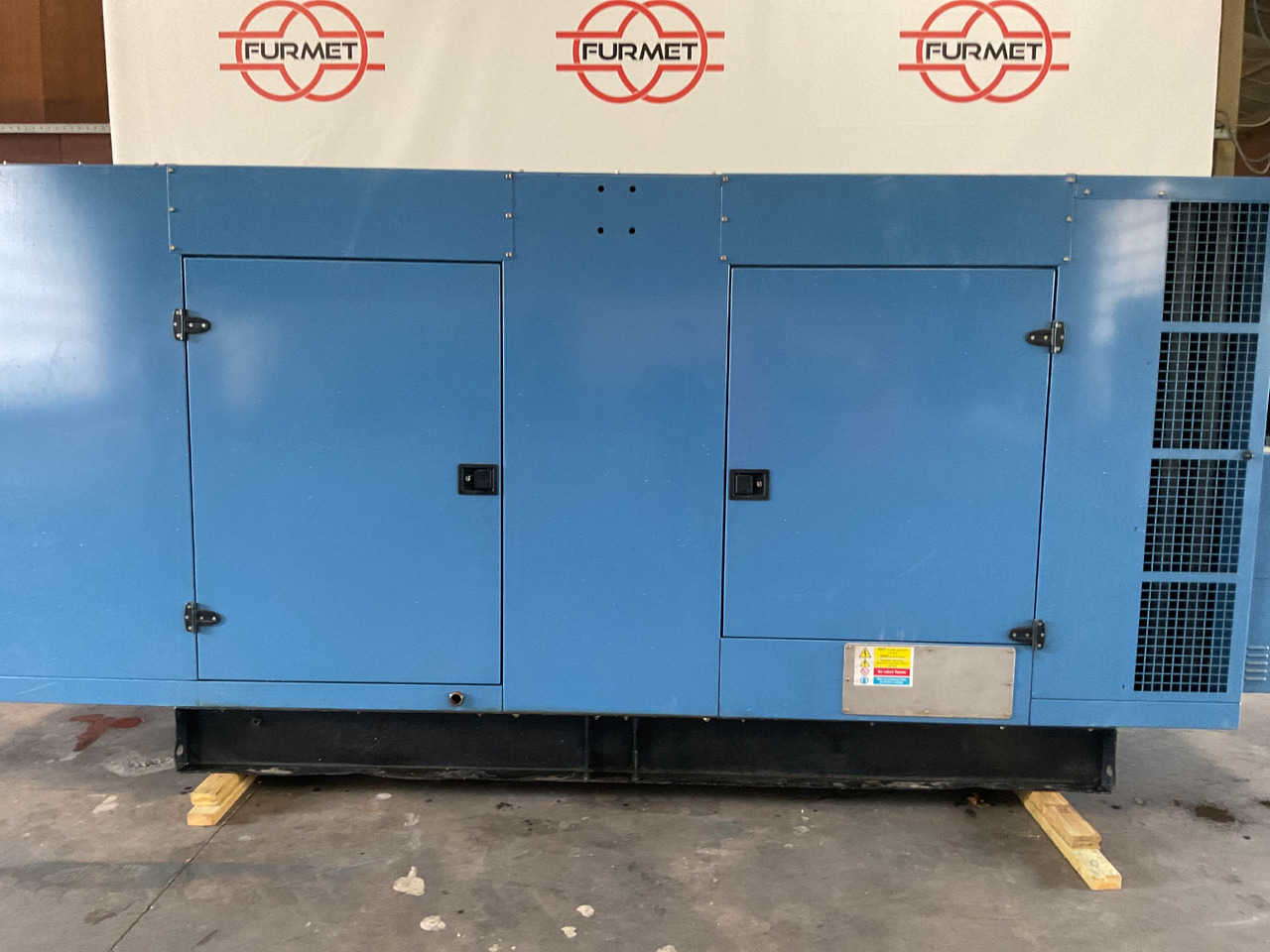 Volvo 500KVA, Generatorset. Like brand new. 98 Running hours since new! - Industrie generator: afbeelding 2 Volvo 500KVA, Generatorset. Like brand new. 98 Running hours since new! - Industrie generator: afbeelding 2