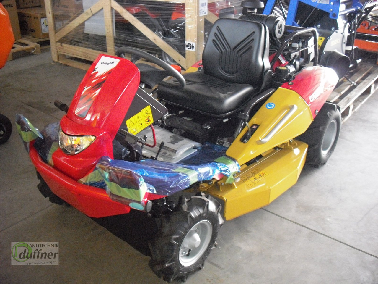Canycom CMX 2402 - Gazonmaaier: afbeelding 1 Canycom CMX 2402 - Gazonmaaier: afbeelding 1