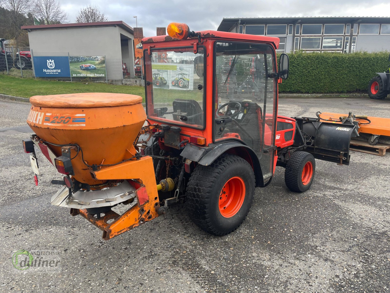 Hako Hakotrac 3000 DA - Gemeentelijke tractor: afbeelding 4 Hako Hakotrac 3000 DA - Gemeentelijke tractor: afbeelding 4