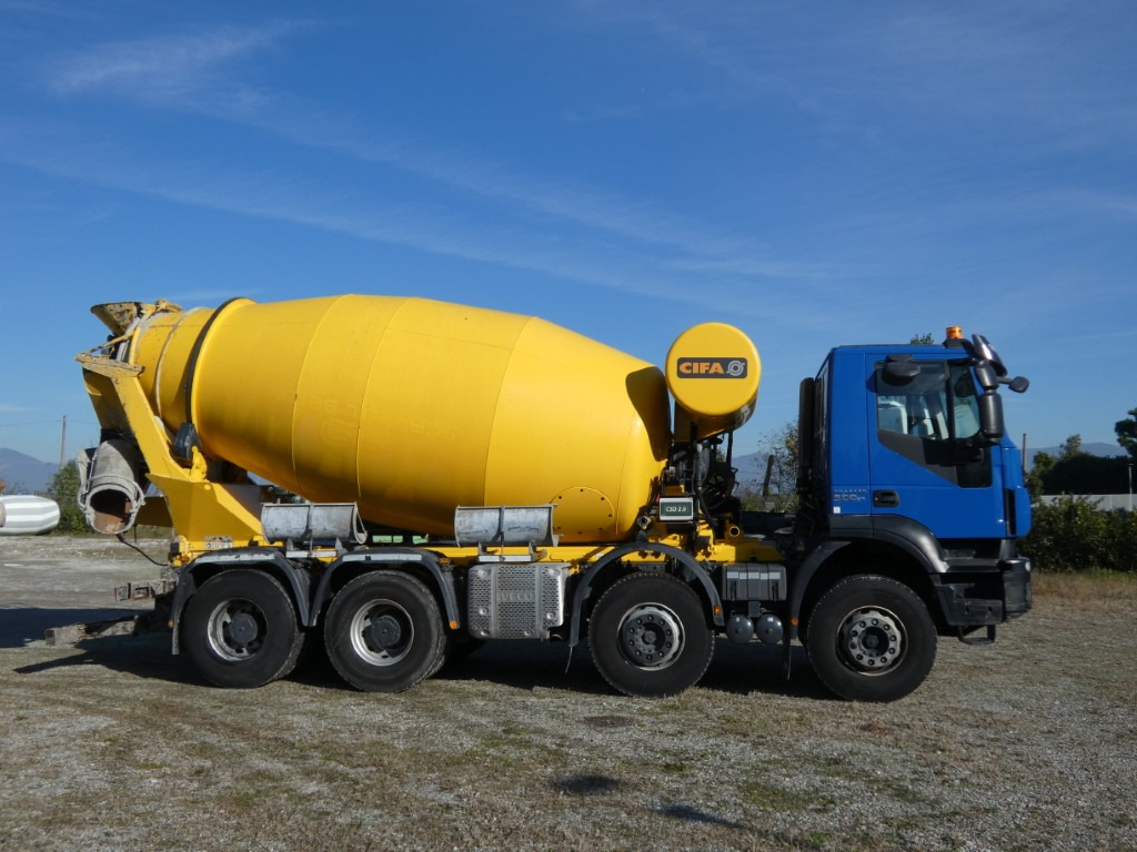 IVECO TRAKKER 500 CIFA RY1300 - Betonmixer: afbeelding 4 IVECO TRAKKER 500 CIFA RY1300 - Betonmixer: afbeelding 4