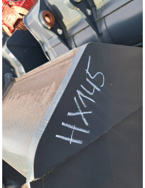 Hyundai Excavator Digging Bucket 140, 61K4-30701 - Bak voor Bouwmachine: afbeelding 4 Hyundai Excavator Digging Bucket 140, 61K4-30701 - Bak voor Bouwmachine: afbeelding 4