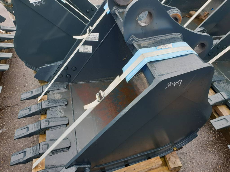 Hyundai Excavator digging bucket 140, 61K4-30501 - Bak voor Bouwmachine: afbeelding 2 Hyundai Excavator digging bucket 140, 61K4-30501 - Bak voor Bouwmachine: afbeelding 2