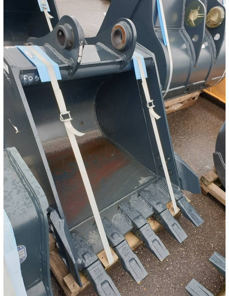 Hyundai Excavator digging bucket 140, 61K4-30501 - Bak voor Bouwmachine: afbeelding 1 Hyundai Excavator digging bucket 140, 61K4-30501 - Bak voor Bouwmachine: afbeelding 1