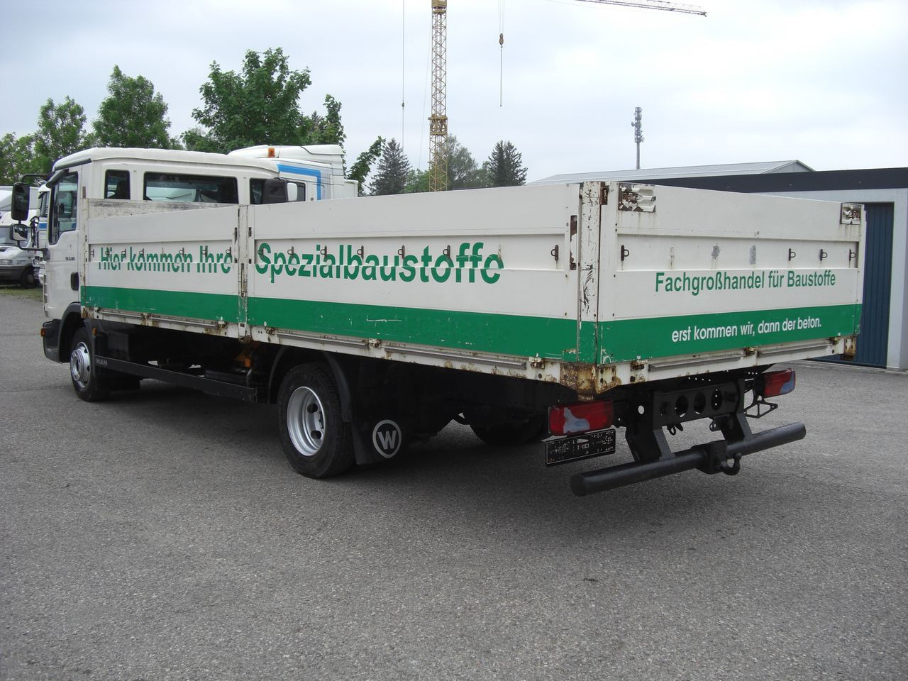 MAN 8180L Baustoffpritsche MAN 8180L Baustoffpritsche - Bestelwagen open laadbak: afbeelding 4 MAN 8180L Baustoffpritsche MAN 8180L Baustoffpritsche - Bestelwagen open laadbak: afbeelding 4