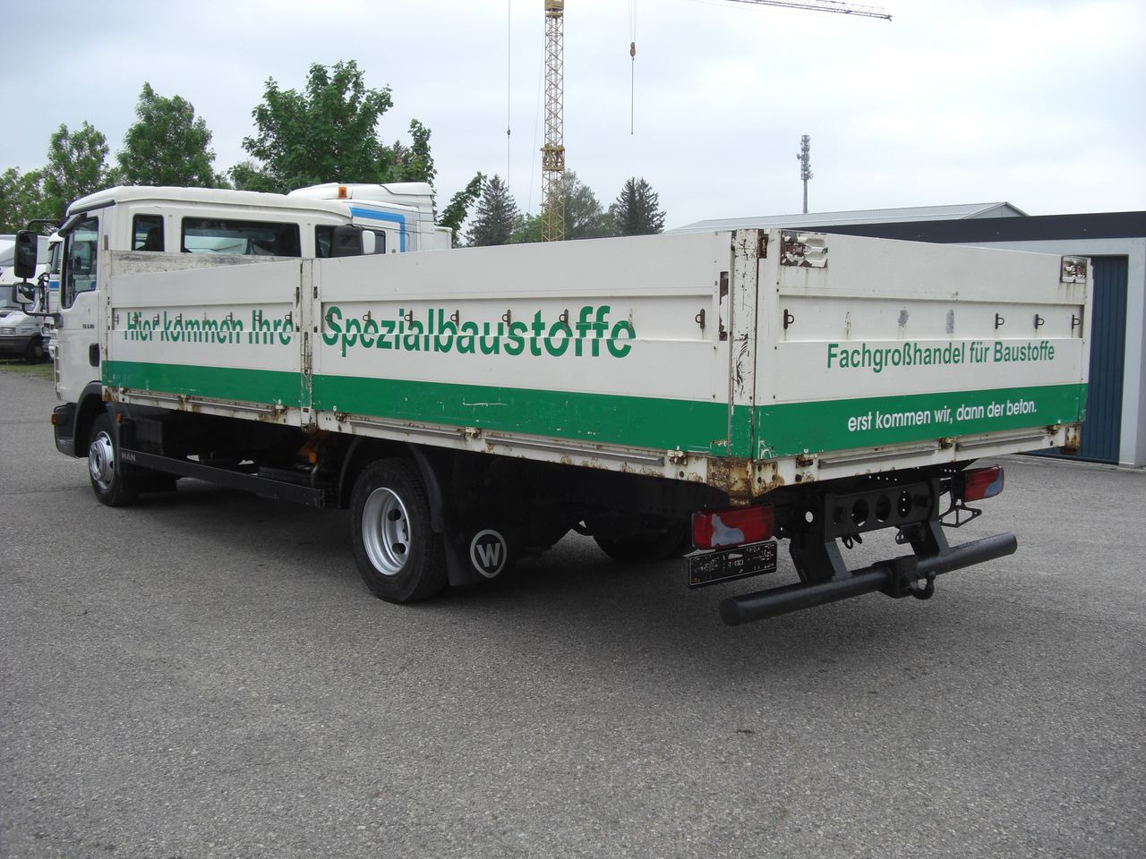 MAN 8180L - Vrachtwagen met open laadbak: afbeelding 4 MAN 8180L - Vrachtwagen met open laadbak: afbeelding 4